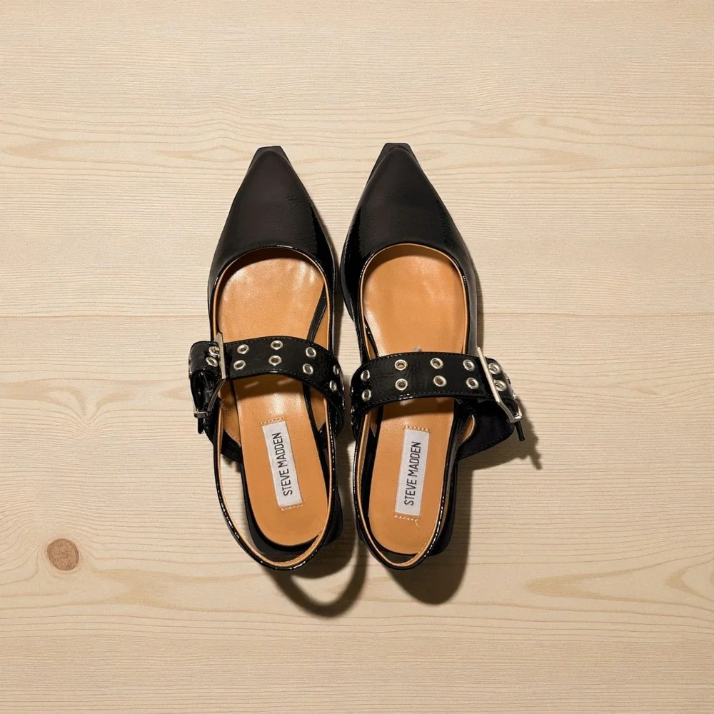 Steve Madden Black Pointed Toe Slingback Flats with Studded Strap - Picture 1 of 5